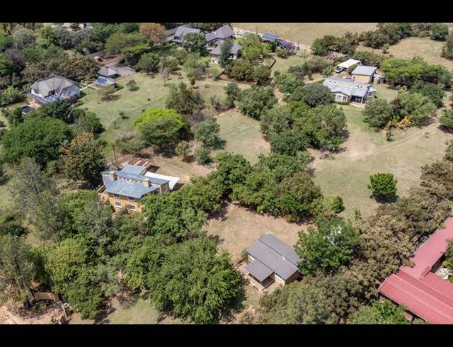 9 BEDROOM HOUSE FOR SALE IN KYALAMI AH